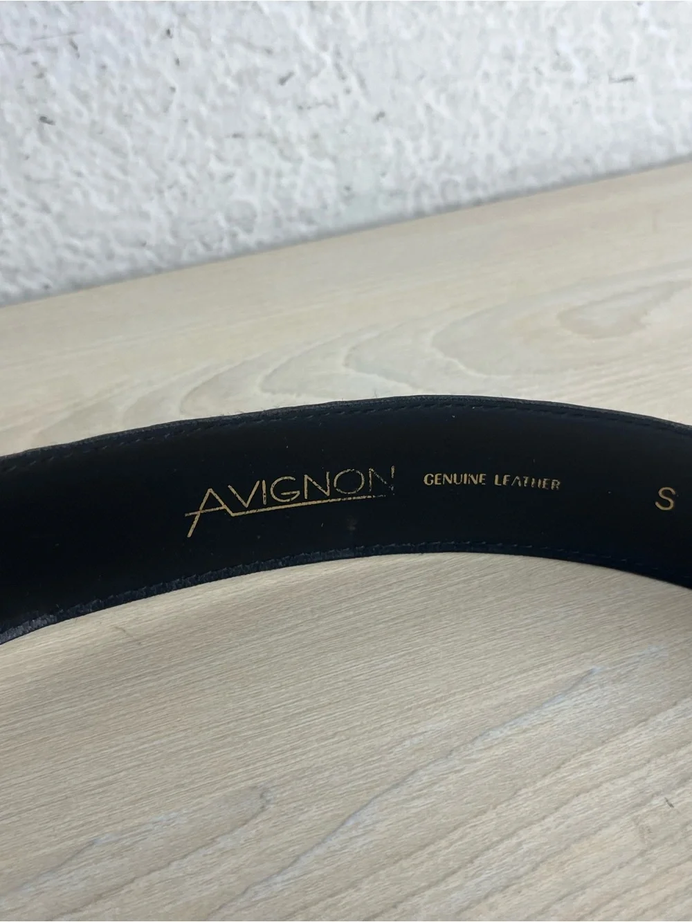 Avignon Gold Leopard Buckle Belt Croc Embossed Leather Size Small 26in